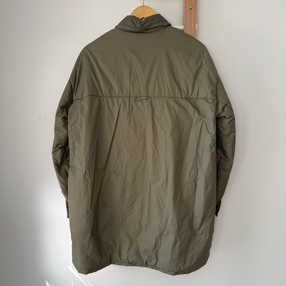 Water resistant Shacket - Picture 2 of 5